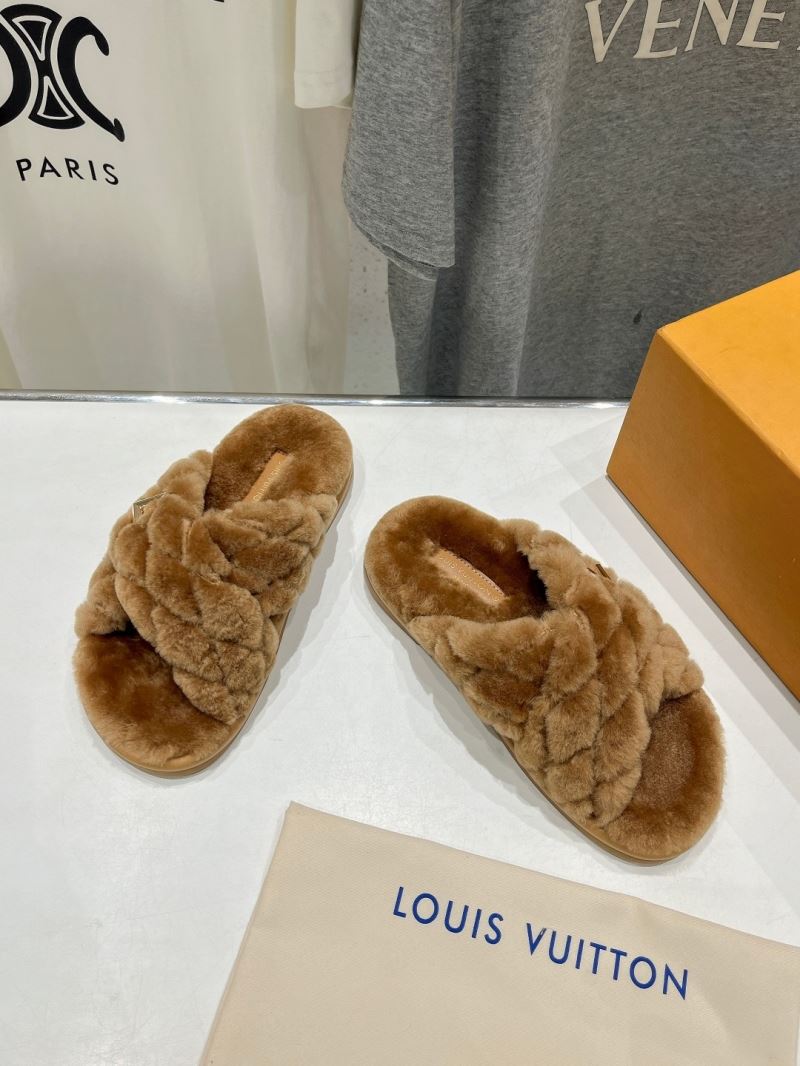 Louis Vuitton Slippers